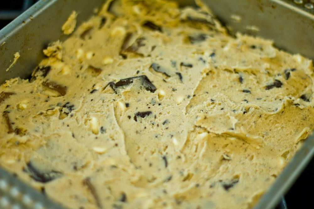 Mellow Pomelo » Starbucks’ Toffee Almond Bars